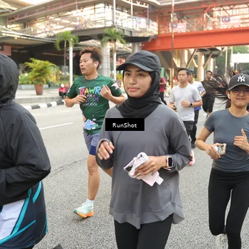 Runner Photo 4704899