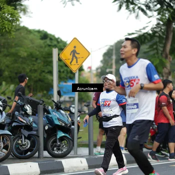Runner Photo 4704911