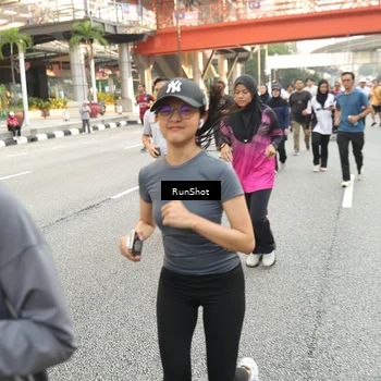 Runner Photo 4704914
