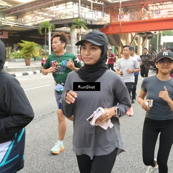 Runner Photo 4704934