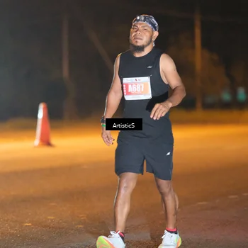 Runner Photo 4704946