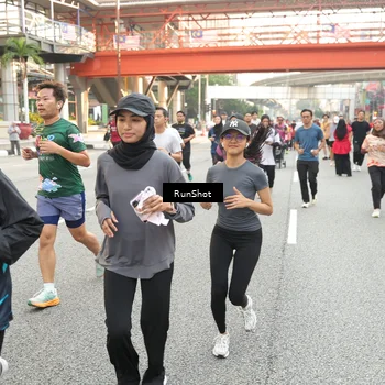 Runner Photo 4704947