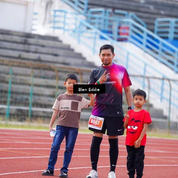 Runner Photo 4704948
