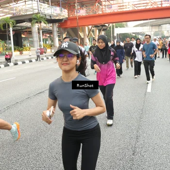 Runner Photo 4704993