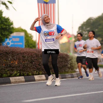 Runner Photo 4705003