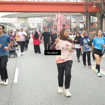 Runner Photo 4705024