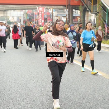 Runner Photo 4705044