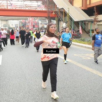 Runner Photo 4705116