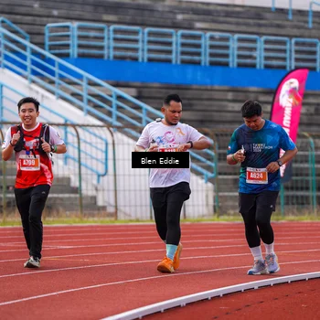 Runner Photo 4705187