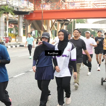 Runner Photo 4705225
