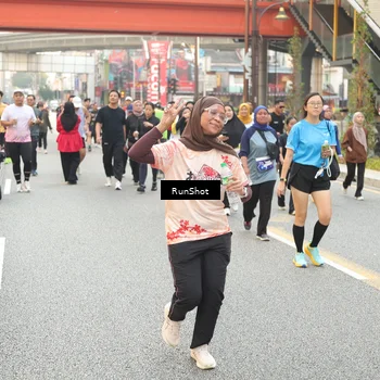 Runner Photo 4705300