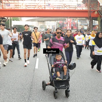 Runner Photo 4705347