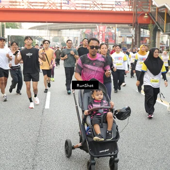 Runner Photo 4705351