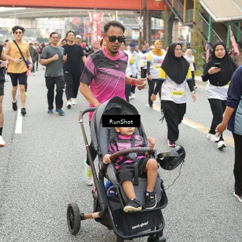 Runner Photo 4705433