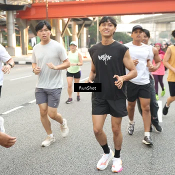 Runner Photo 4705483