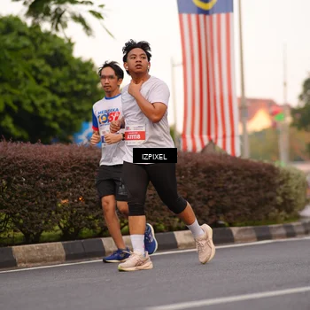 Runner Photo 4705549