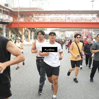 Runner Photo 4705558