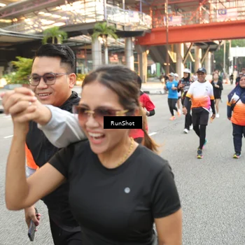 Runner Photo 4705564
