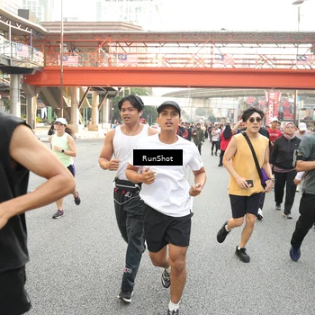 Runner Photo 4705565