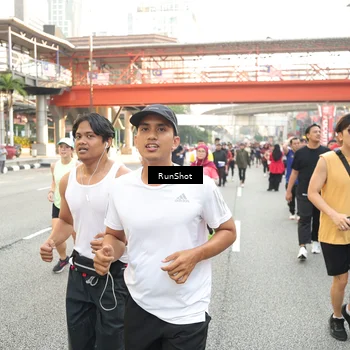 Runner Photo 4705622