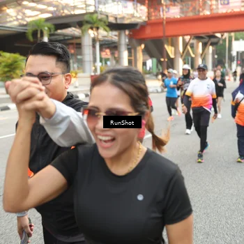 Runner Photo 4705630