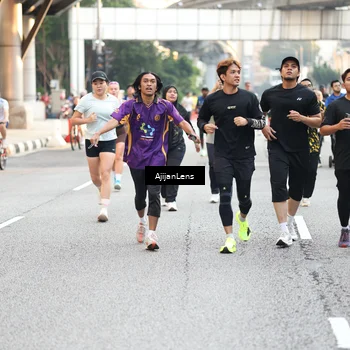 Runner Photo 4705668