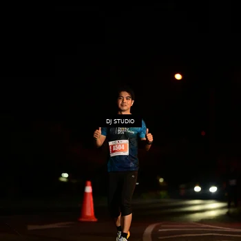 Runner Photo 4705696