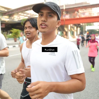 Runner Photo 4705701
