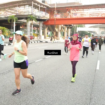 Runner Photo 4705749