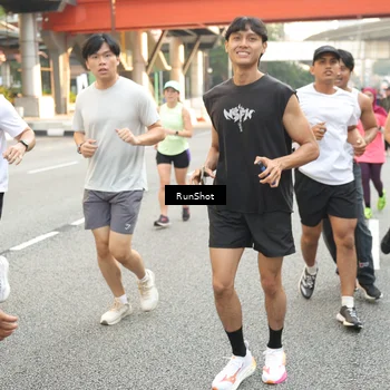 Runner Photo 4705762