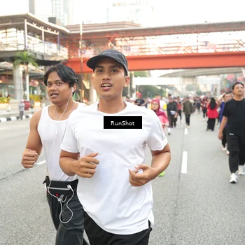 Runner Photo 4705811
