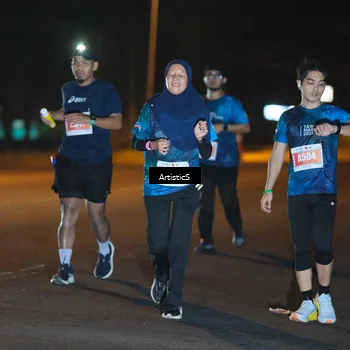Runner Photo 4705825
