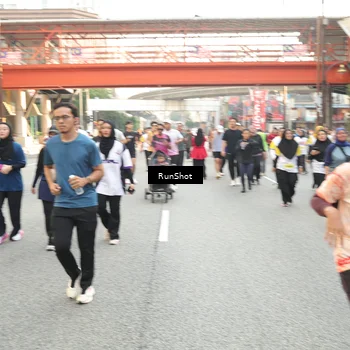 Runner Photo 4705837