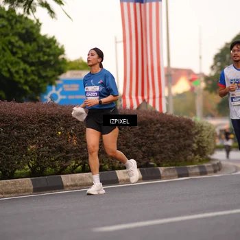 Runner Photo 4705888