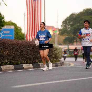 Runner Photo 4705890