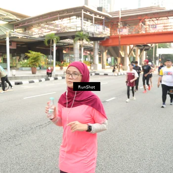 Runner Photo 4705896