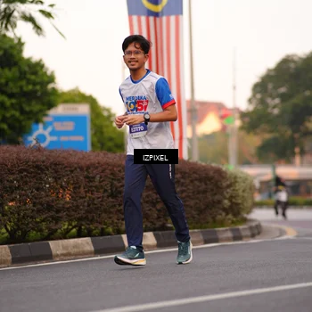 Runner Photo 4705930