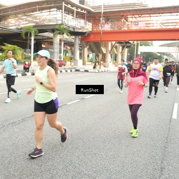 Runner Photo 4706000