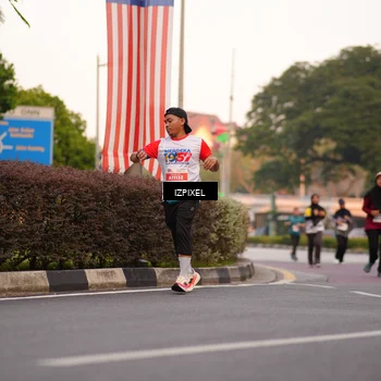 Runner Photo 4706044