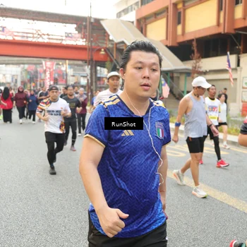 Runner Photo 4706133