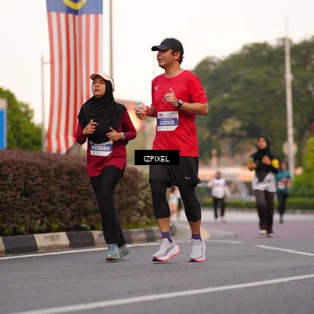 Runner Photo 4706135