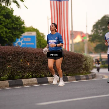Runner Photo 4706155