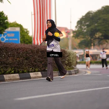 Runner Photo 4706200