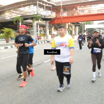 Runner Photo 4706203