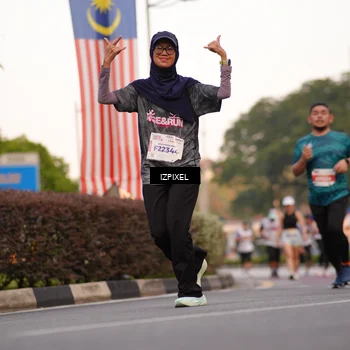 Runner Photo 4706272