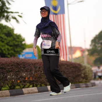 Runner Photo 4706299