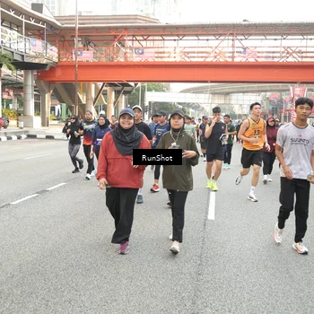 Runner Photo 4706353