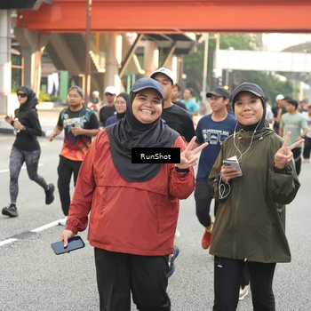 Runner Photo 4706372