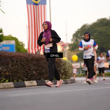 Runner Photo 4706373