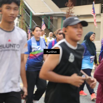 Runner Photo 4706387